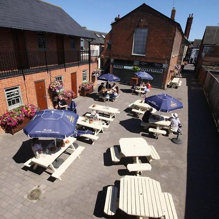 Hotel The Angel In Wootton Bassett Royal Wootton Bassett Zewnętrze zdjęcie
