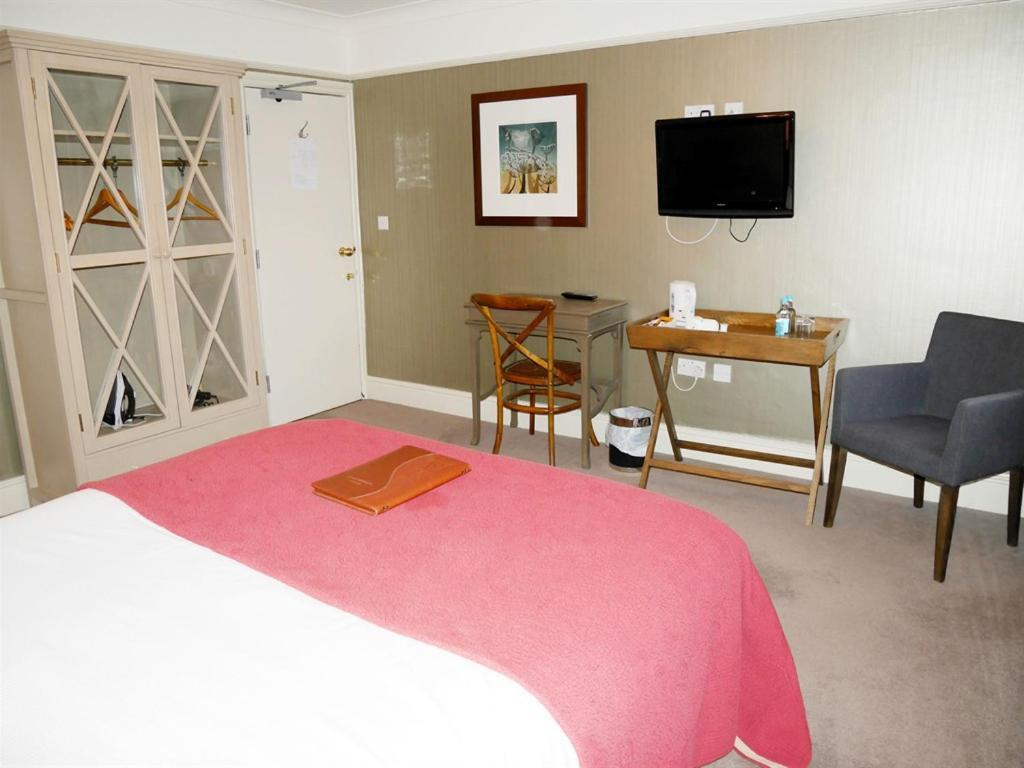 Hotel The Angel In Wootton Bassett Royal Wootton Bassett Zewnętrze zdjęcie